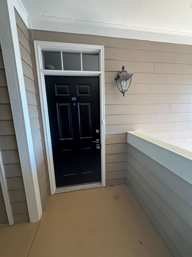 Photo - FOR RENT - Luxury Condo near downtown
