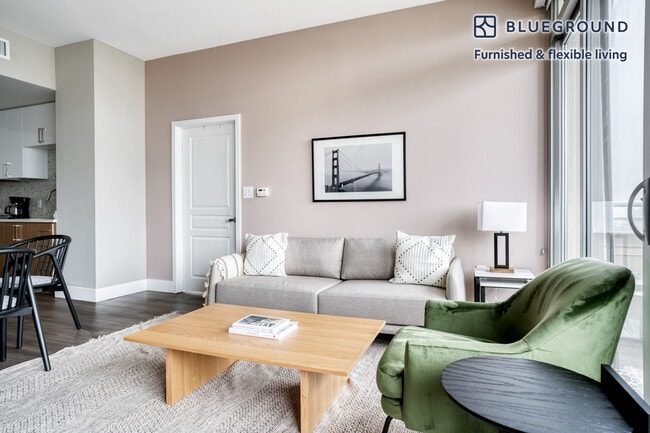 Photo - 2400 W El Camino Real Unidad FL10-ID1324