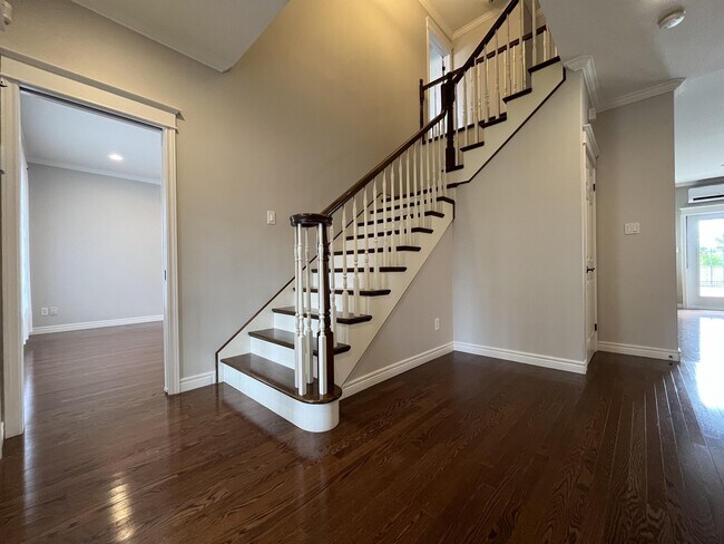 Photo - 6 Blue Puttee Drive