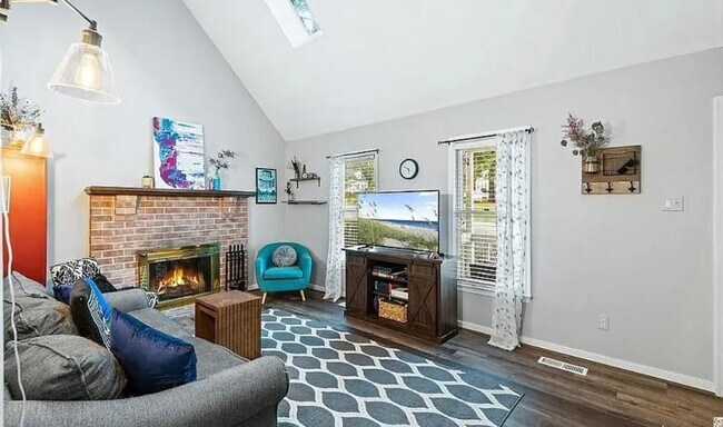 Photo - Charming 4bdrm/2bth Cape Cod Conveniently Located in the Rockwood Subdivision of Chesterfield Cou...