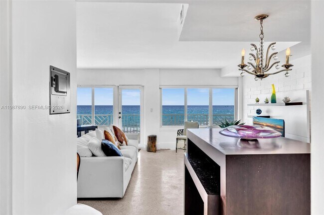 Photo - 4144 El Mar Dr Unit 6