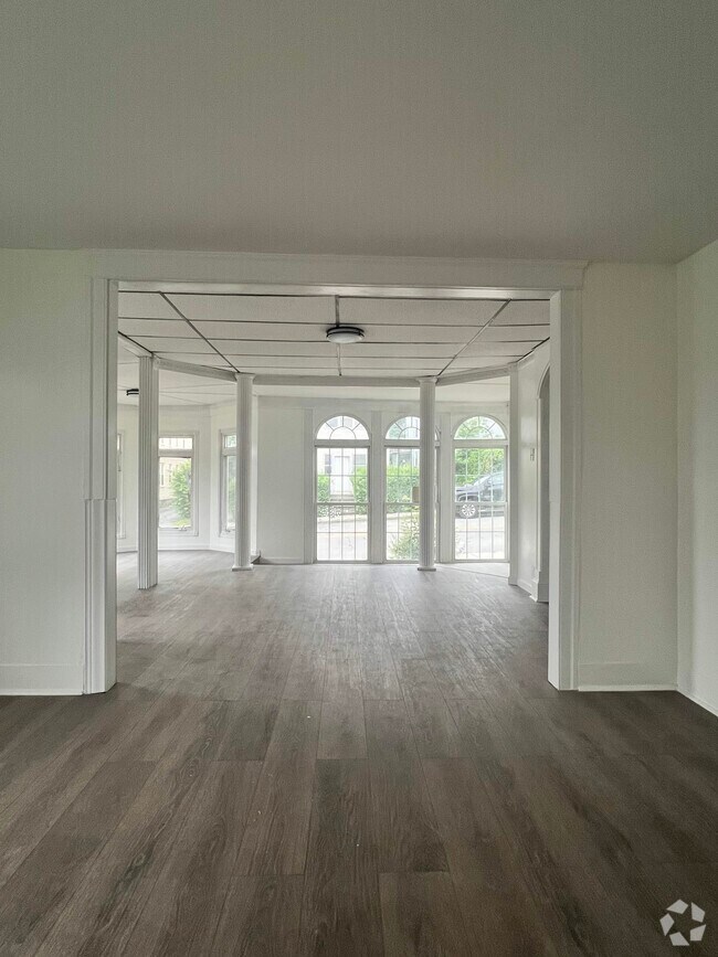 Building Photo - 36 Plantation St Unit 2 Rental