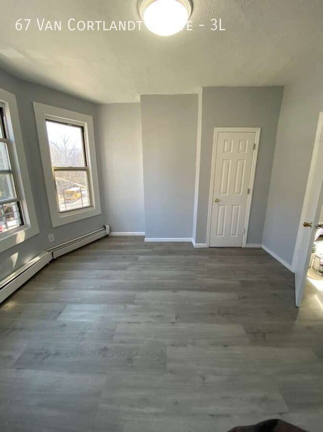 Photo - 67 Van Cortlandt Park Ave Unit 3L