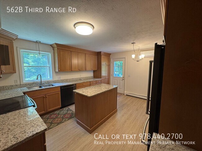 Photo - 562 Third Range Rd