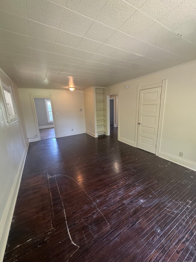 Photo - 2727 Robinwood Ave Unit Upper