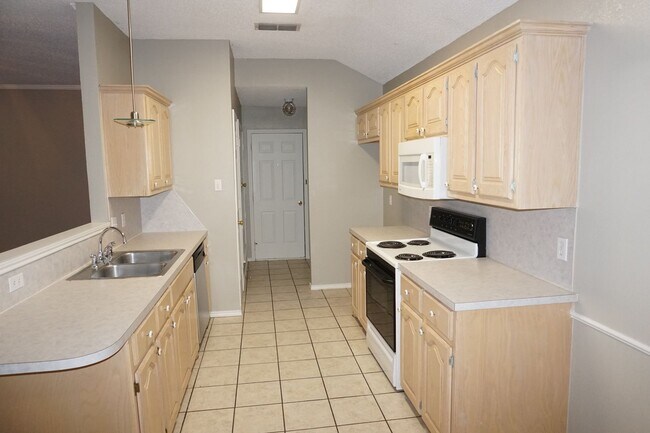 Photo - Beautiful House Located West of Frankford ...