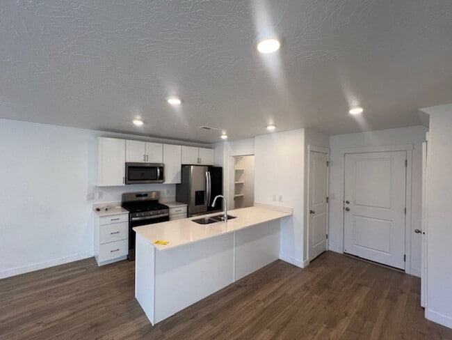 Photo - Check out these ammenities!