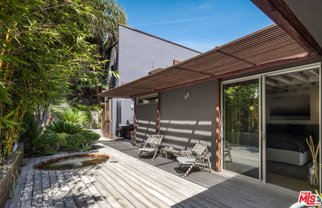 Photo - 24956 Malibu Rd