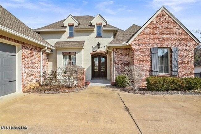 Photo - 102 Cypress Lake Blvd S
