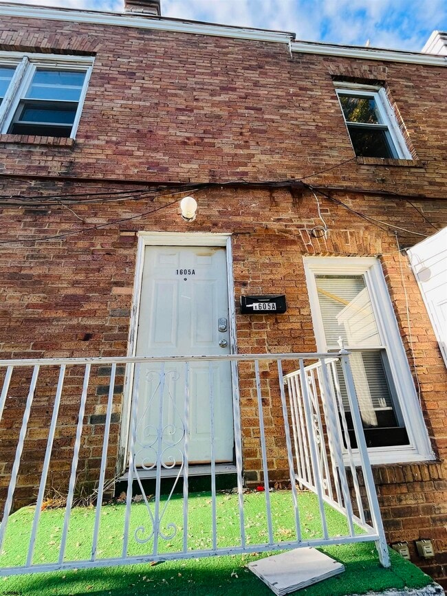 Photo - 1605 Magellan Ave Apartamento Unidad A