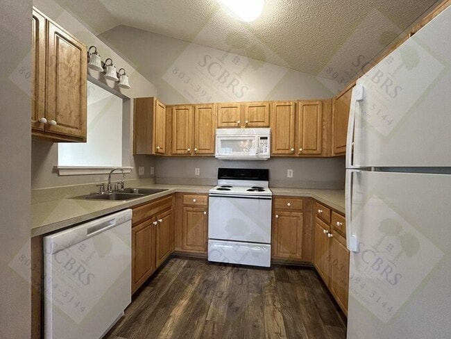 Photo - 352 White Gables Dr