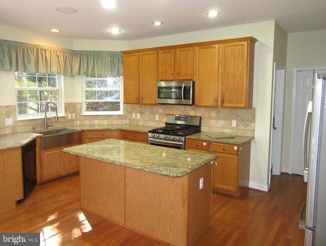 Photo - 23 Blackbird Ct