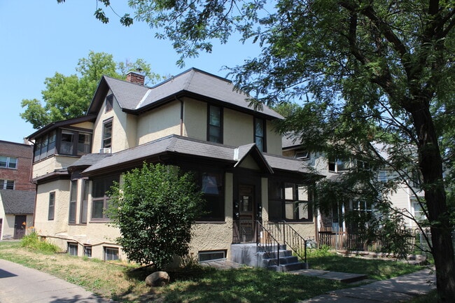 Photo - 2744 Fremont Ave S Unidad Apt. 1