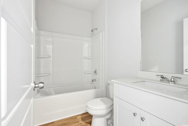 Photo - 1121 Tibetan St