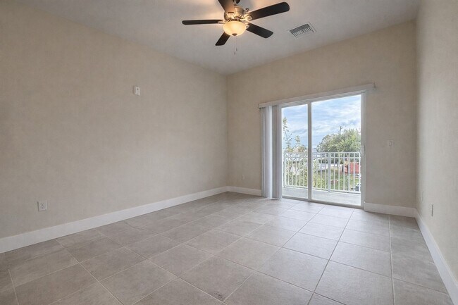 Photo - 3221-3409-3409 SW 8th Pl Unit 3303-  203