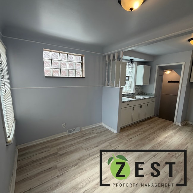 Photo - OPEN HOUSE- 4/11! 1PM-130PM! Amazing 3 Bedroom 1 Bathroom - $1,225.00