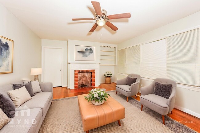 Photo - 924 Parkway Dr