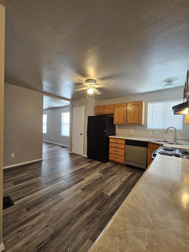 Photo - 9694 Luna Vista Rd