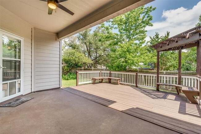 Photo - 5413 Batak Ln