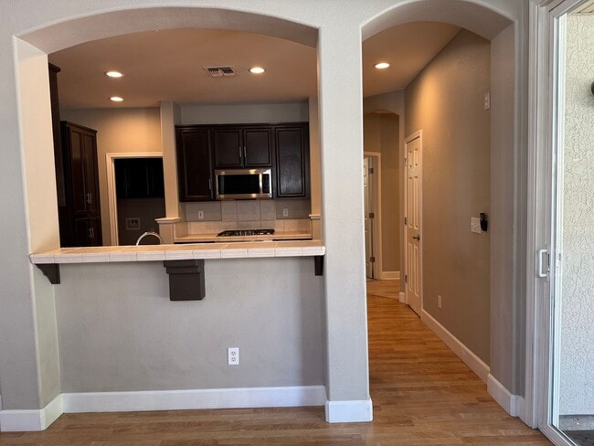 Photo - Charming single home in Roseville!