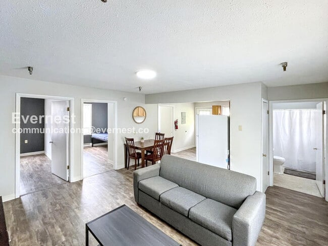 Photo - 212 Lower Consol Rd NW