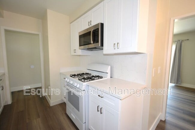 Photo - 4511 S A St