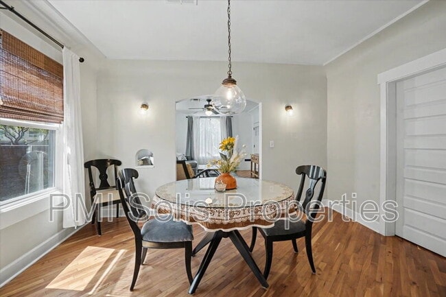 Photo - 724 E Portland St