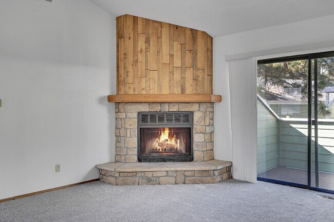 Photo - $2,130.95  - $500 OFF First Month's Rent - 3 Bedrooms, 2 Bathrooms Townhouse in Aurora with Washe...