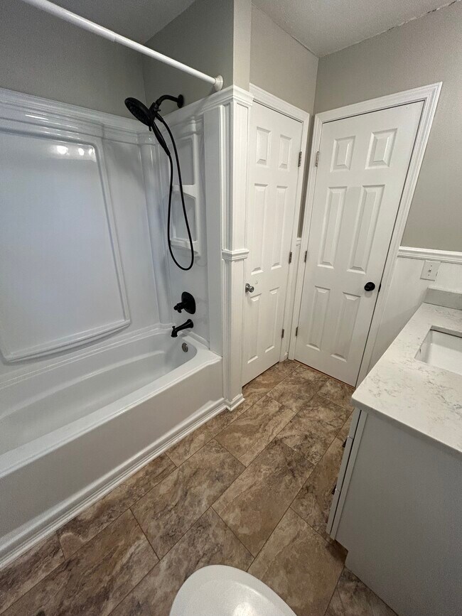 Photo - 413 McCarty Hollow Rd