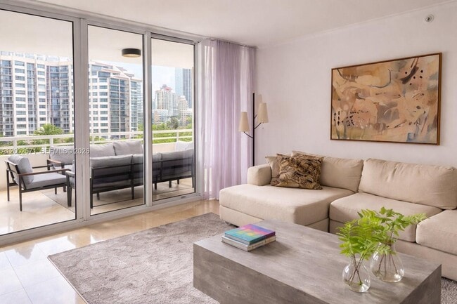 Photo - 848 Brickell Key Dr Unit 905