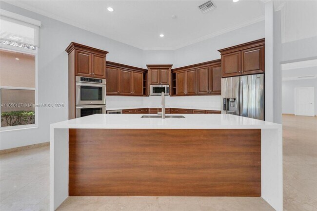 Photo - 2468 Bay Isle Ct