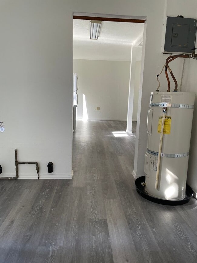 Photo - R543 Unit #B