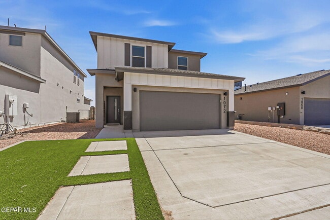 1072 Summer Rain St