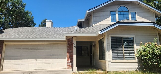 Wonderful 3 Bedroom Home in Elk Grove - Wonderful 3 Bedroom Home in Elk Grove
