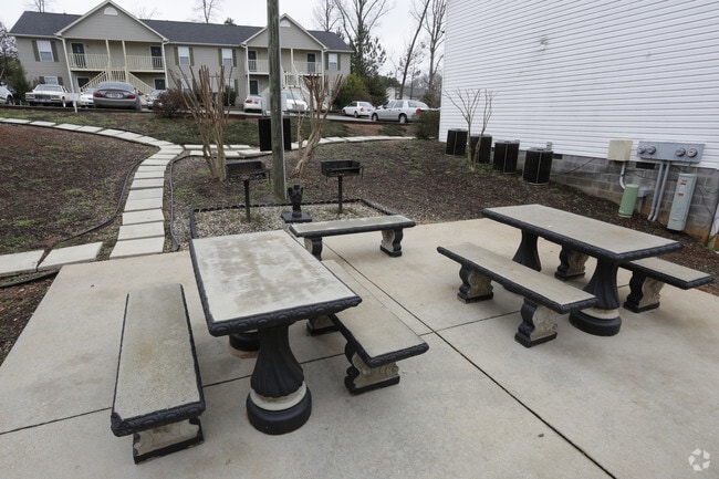 Photo - Newport Commons