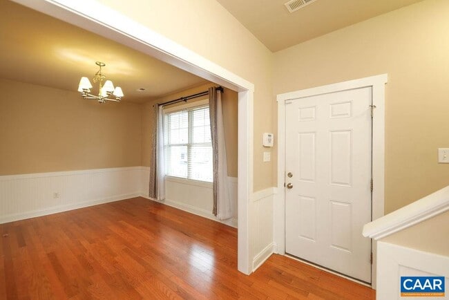 Photo - 328 Marquette Ct