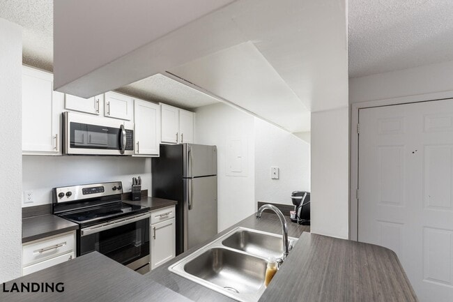 Photo - 10263 Whispering Forest Dr Unit 611