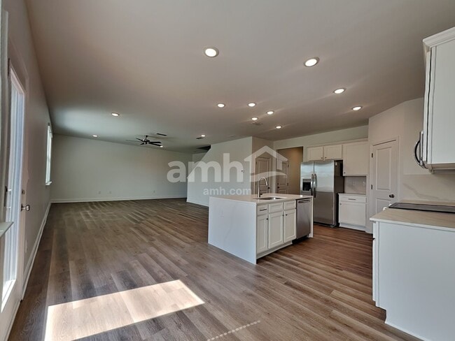 1634 Soapstone Rd