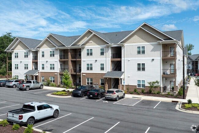 Photo - Pine Reserve Apartments