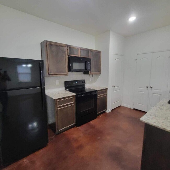 Photo - 6101 Amelia Earhart Blvd Unit A