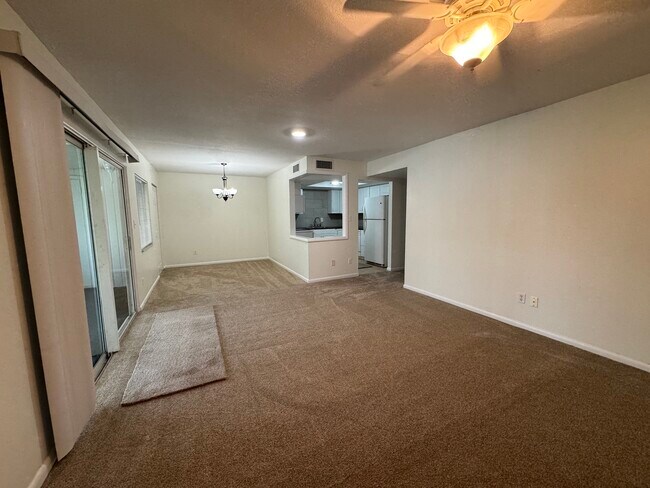 568 Bahia Cir Unit B