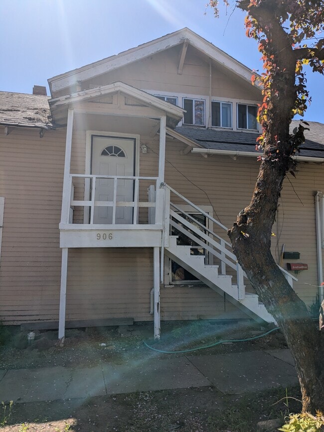 Photo - 906 Lincoln St Apartment Unit 906