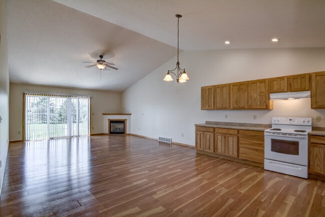 Photo - 5538 165th St E House