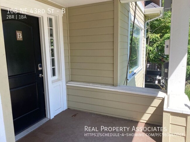 Photo - 108 NE 43rd St Unit B