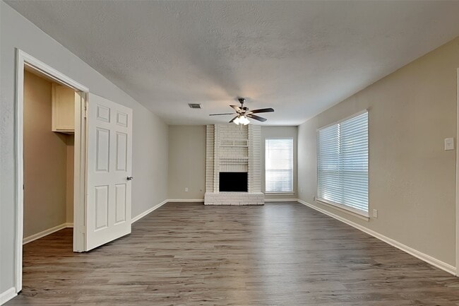 Photo - 3902 Sweetgum Hill Ln