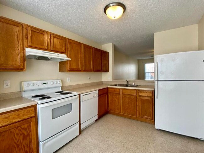 Photo - 299 Raleigh Dr