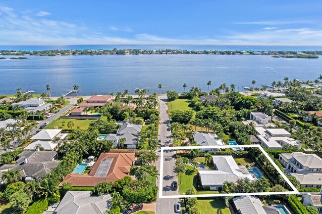 Photo - 200 Ellamar Rd