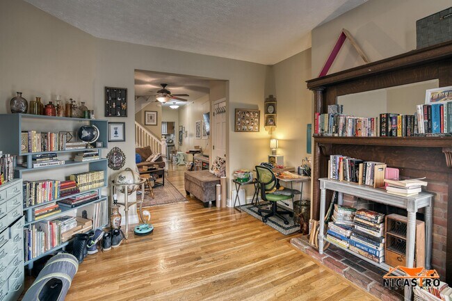 Photo - 245 Collins Ave