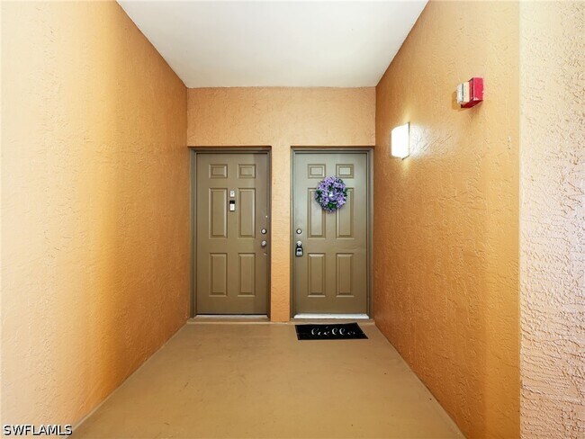 Photo - 1205 Reserve Way Unidad 302