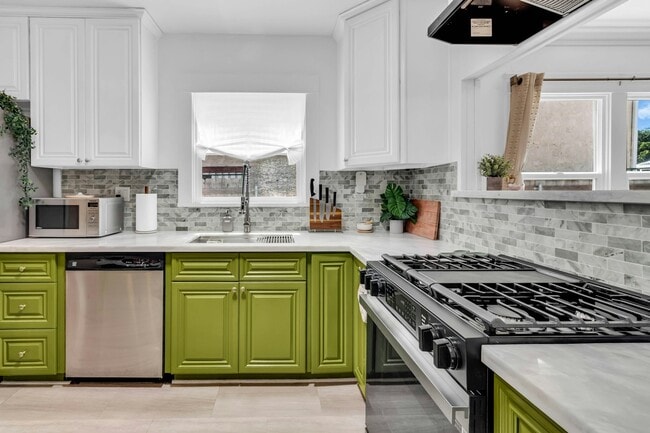 Photo - 4239 Cherokee Ave